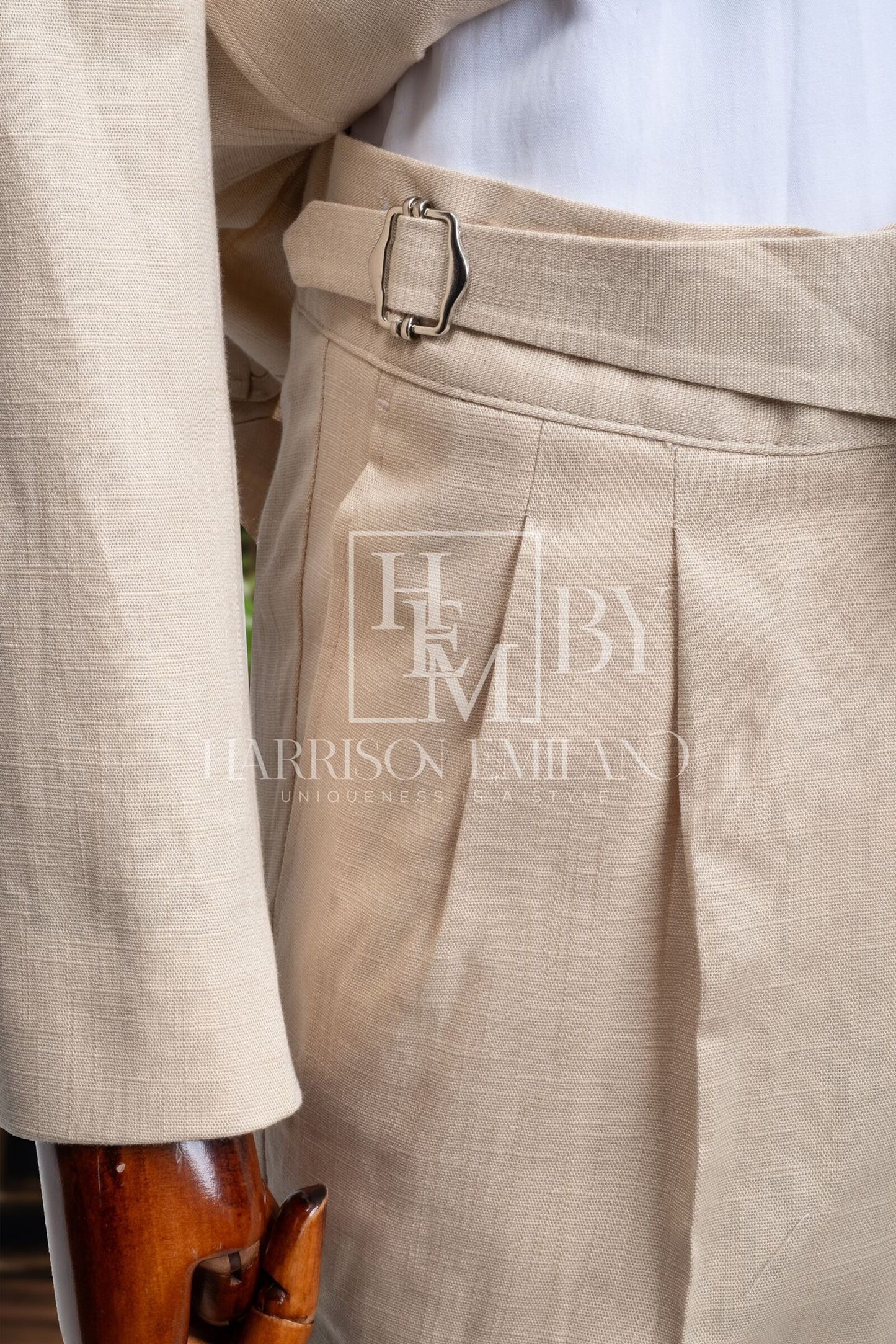 linen safari 12